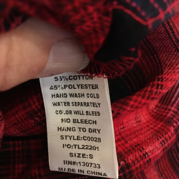 UMGEE black & red button up shirt - Picture 7 of 7